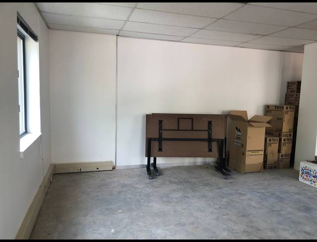 100M² OFFICE TO LET IN HYDE PARK